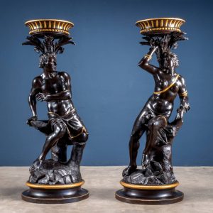 Coppia di Figure reggi vaso, ambito di Fratelli Groppelli, inizio XVIII secolo