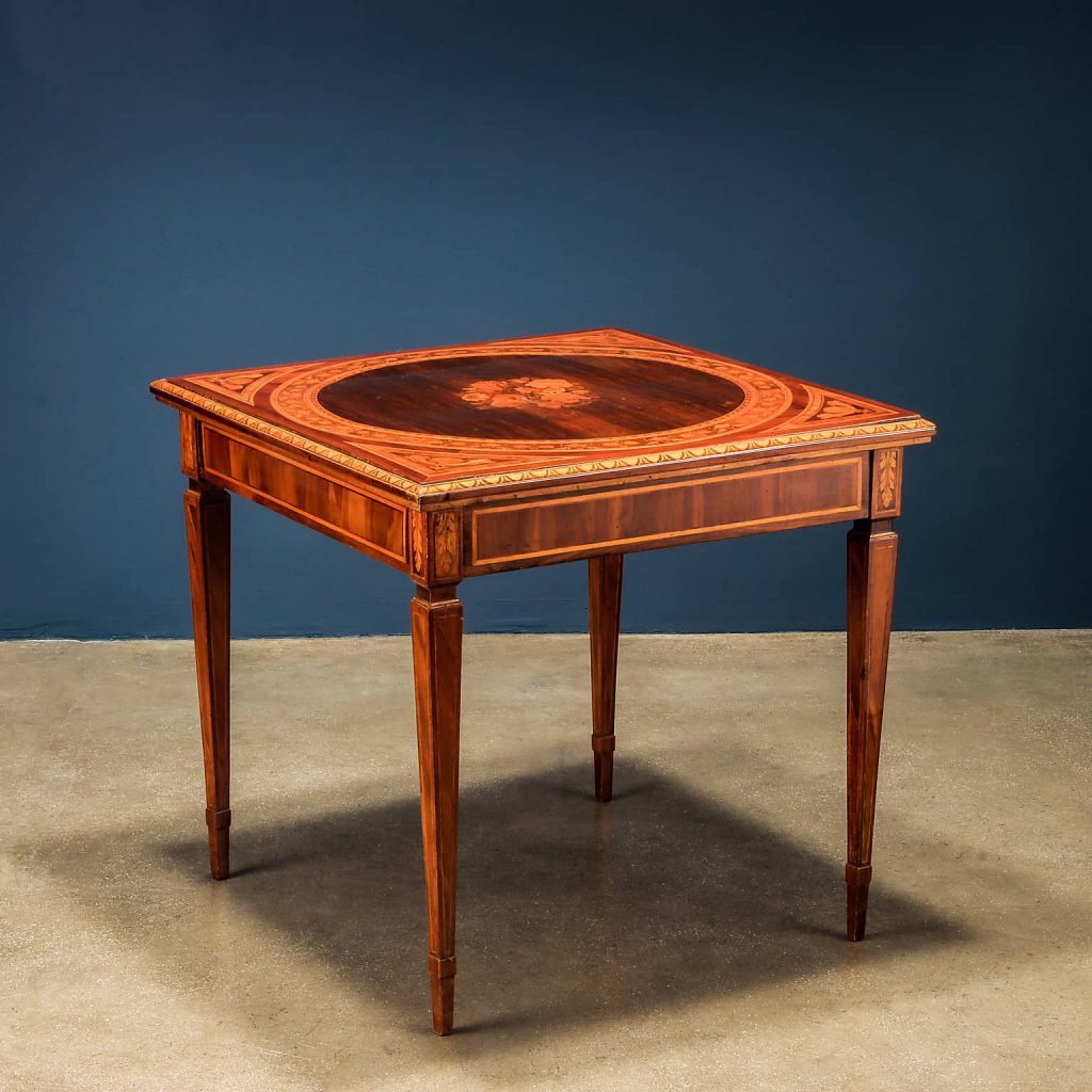 Tavolino da gioco, Bottega Giuseppe Maggiolini, inizi XIX secolo