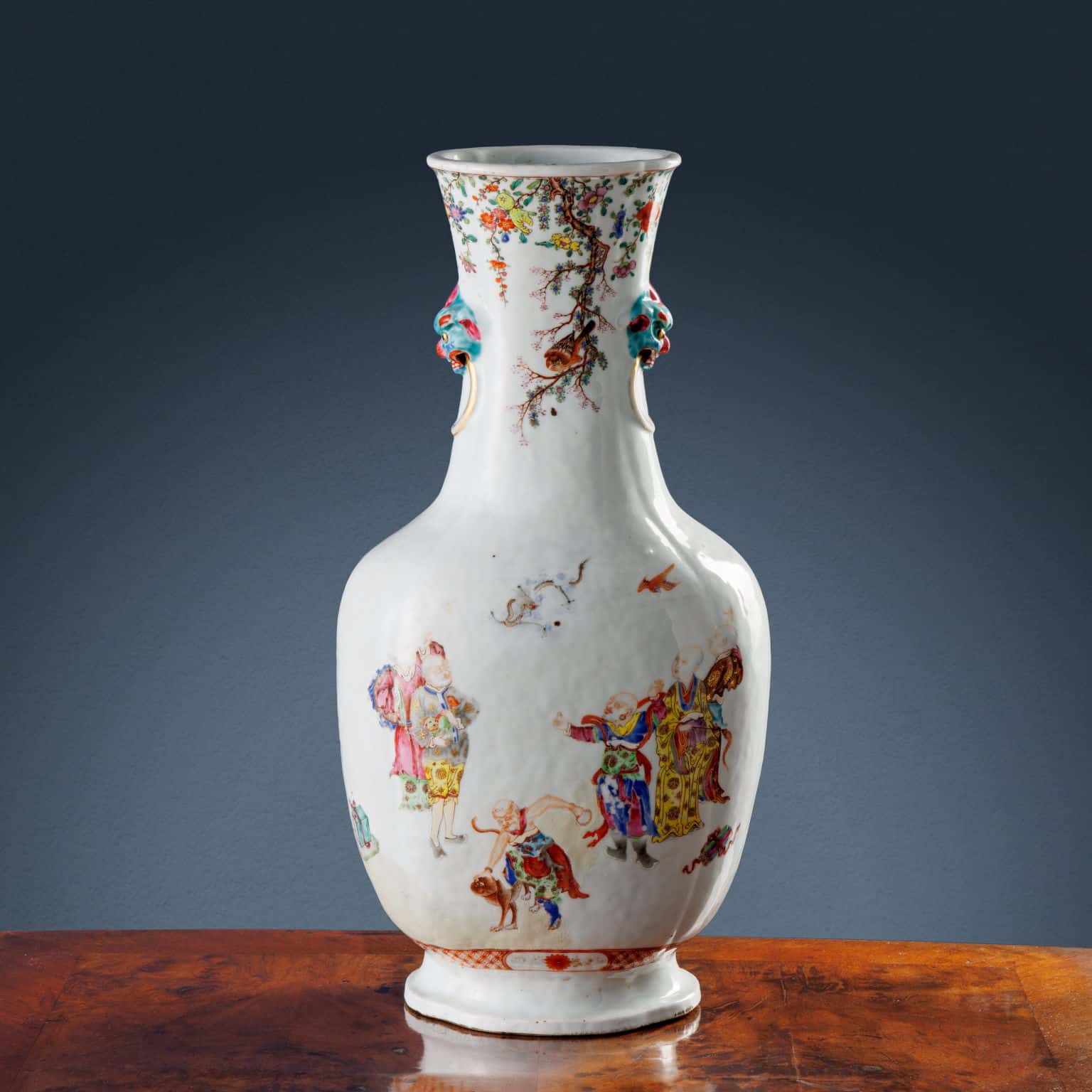 Vaso in porcellana, Cina, periodo Yongzheng - immagine 1