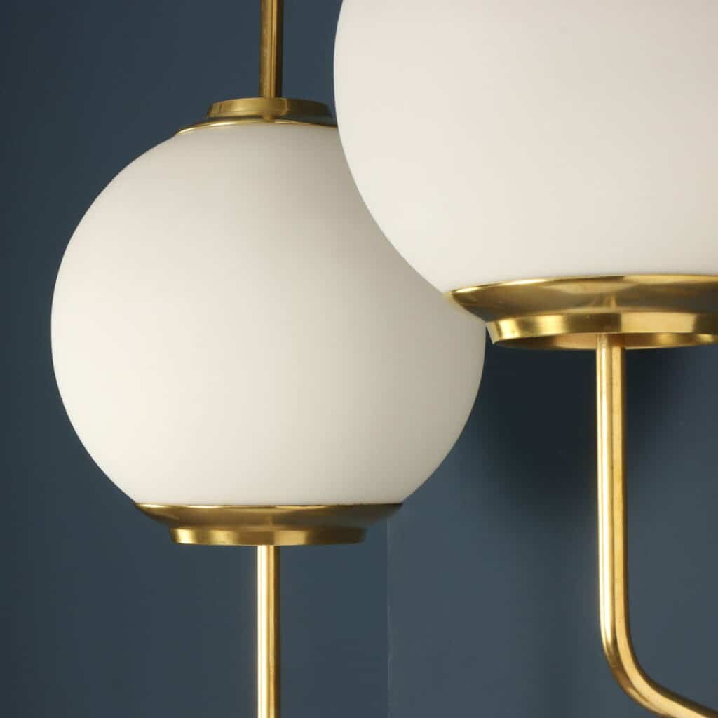 Dettaglio delle bocce di due 'LP11' Pallone Azucena