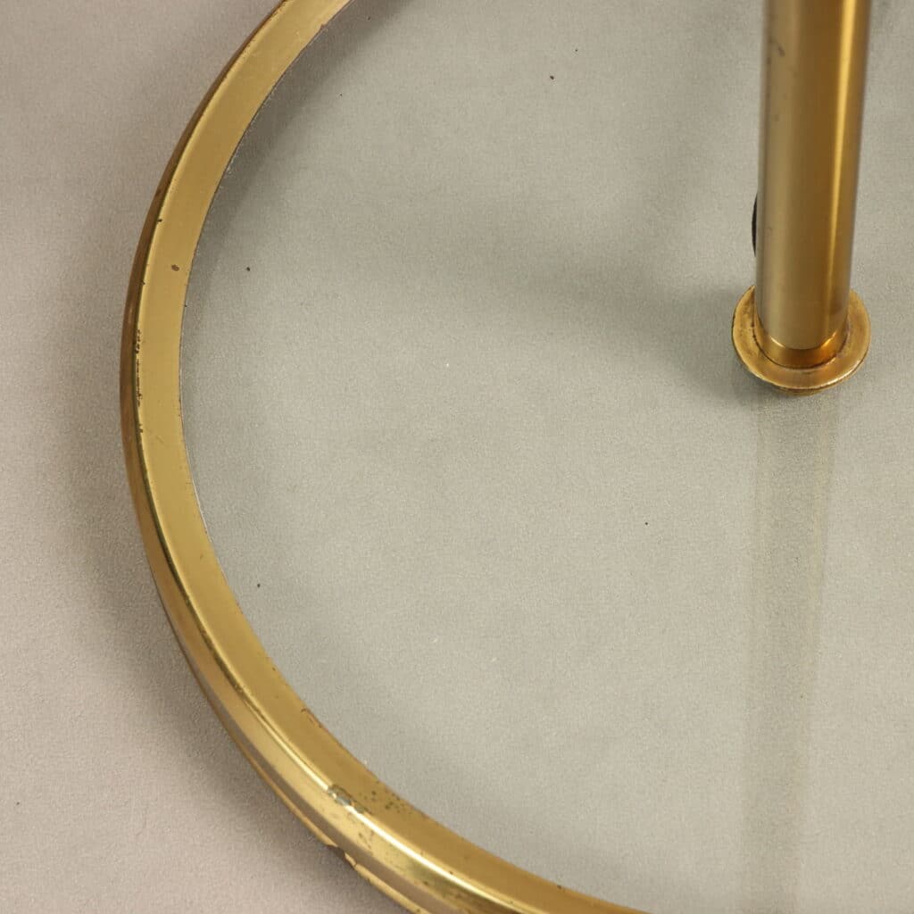 Dettaglio della base Lampada '2003' di Max Ingrand per FontanaArte