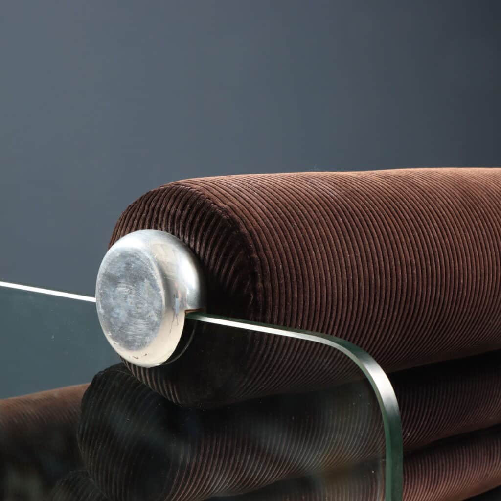 Dettaglio schienale'Hyaline' di Fabio Lenci per Comfort