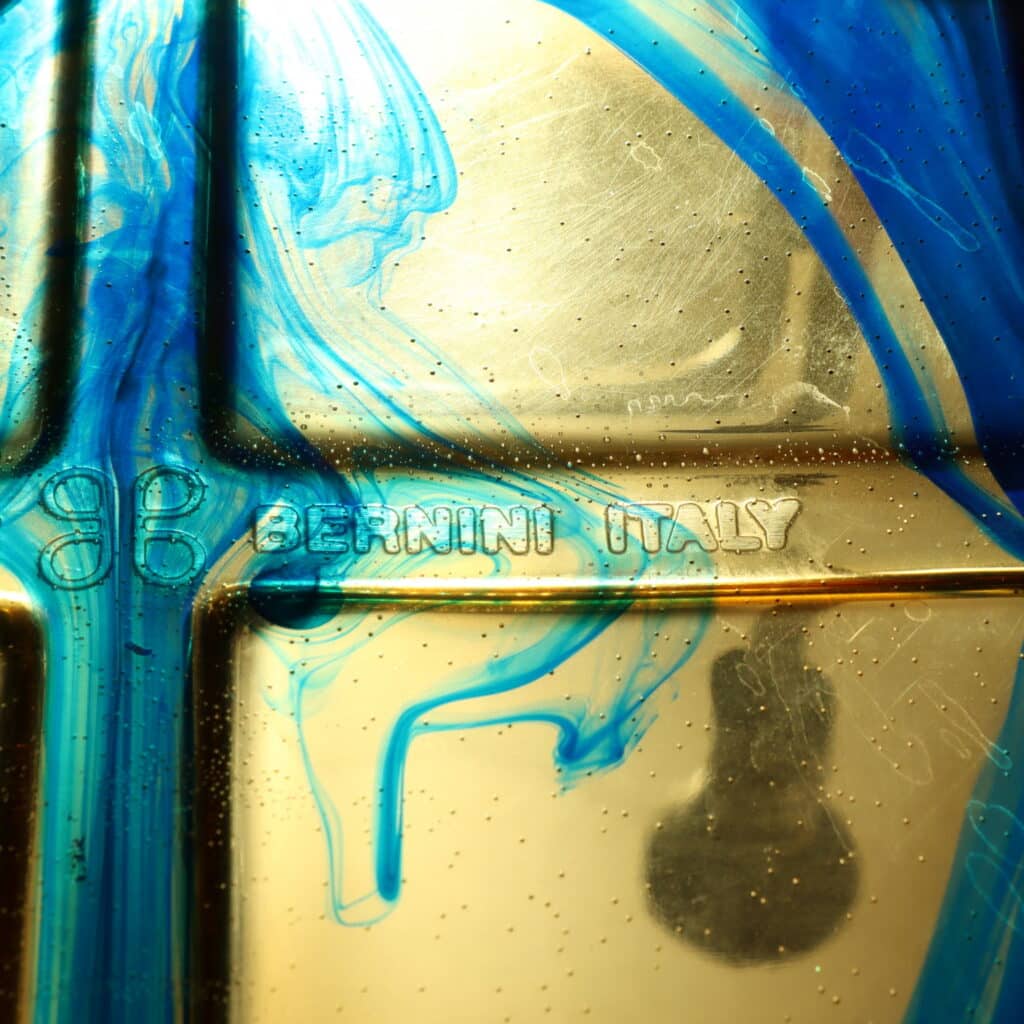 Dettaglio Marchio Des. Gaetano Pesce per Bernini