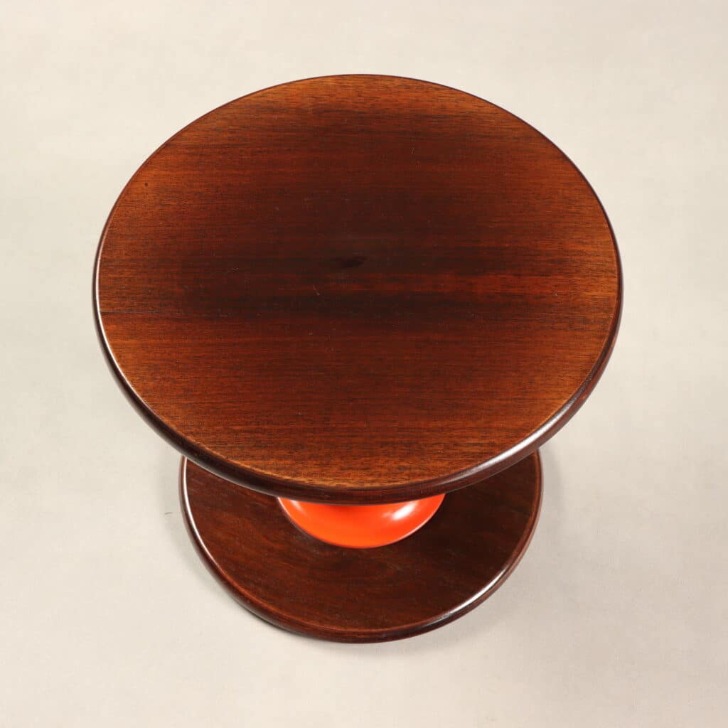 Tavolino 'Rocchetto' di Ettore Sottsass per Poltronova