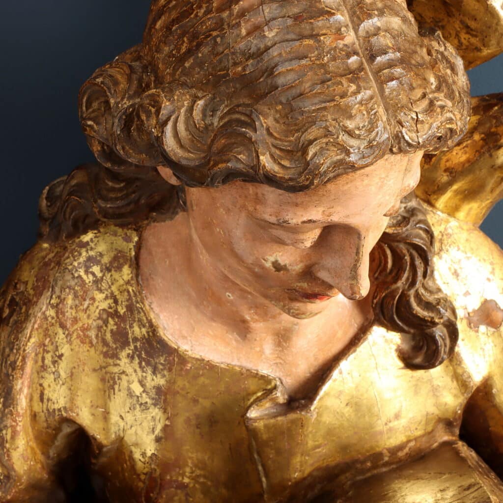 San Giovanni evangelista Legno di tiglio intagliato dipinto e dorato