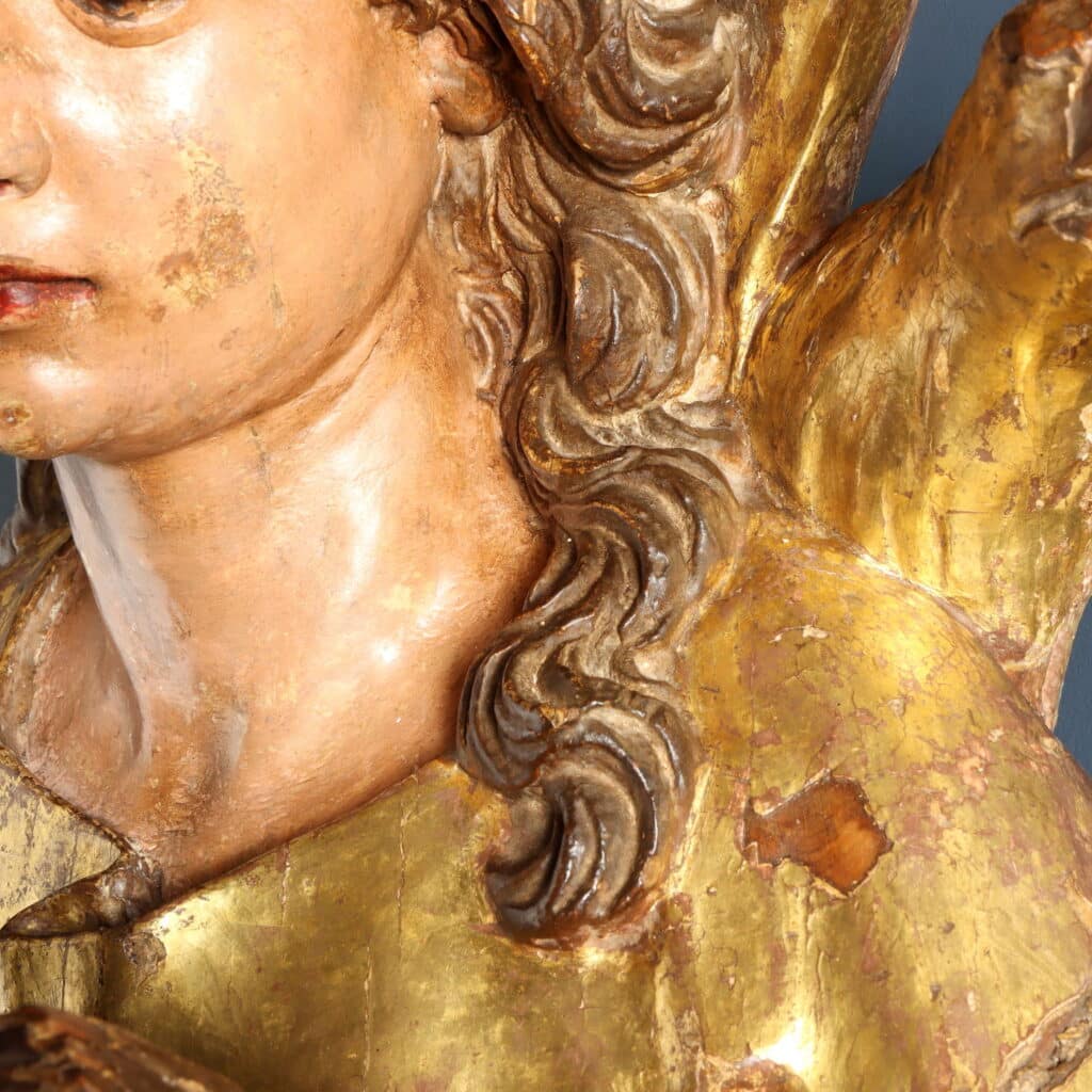 San Giovanni evangelista Legno di tiglio intagliato dipinto e dorato