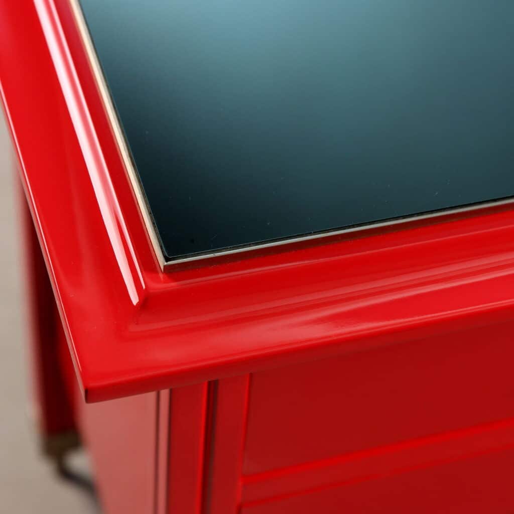 Dettaglio Cassettiera rossa 'D 154' di Carlo de Carli per Sormani