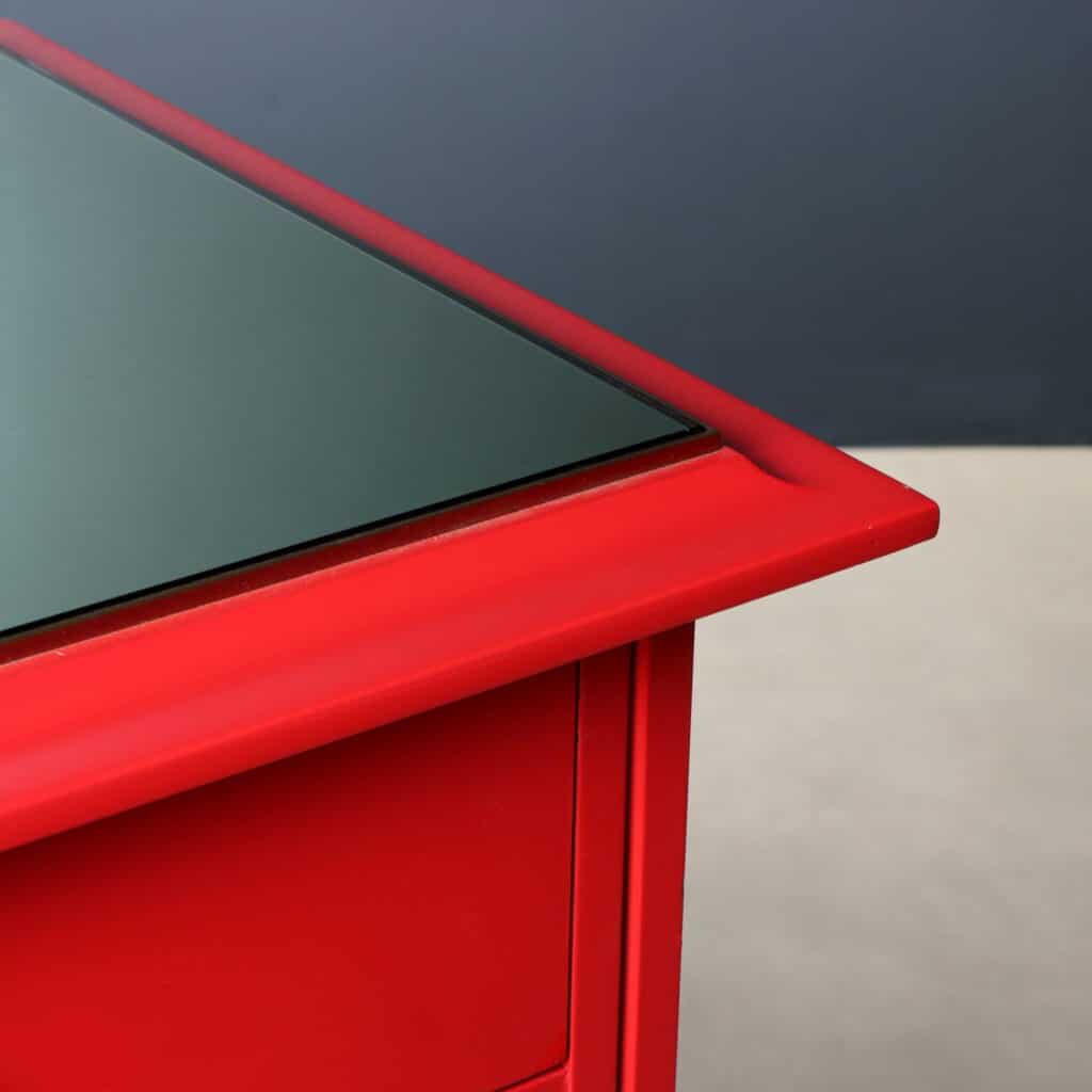 Particolare piano della cassettiera 'D 154' di Carlo de Carli